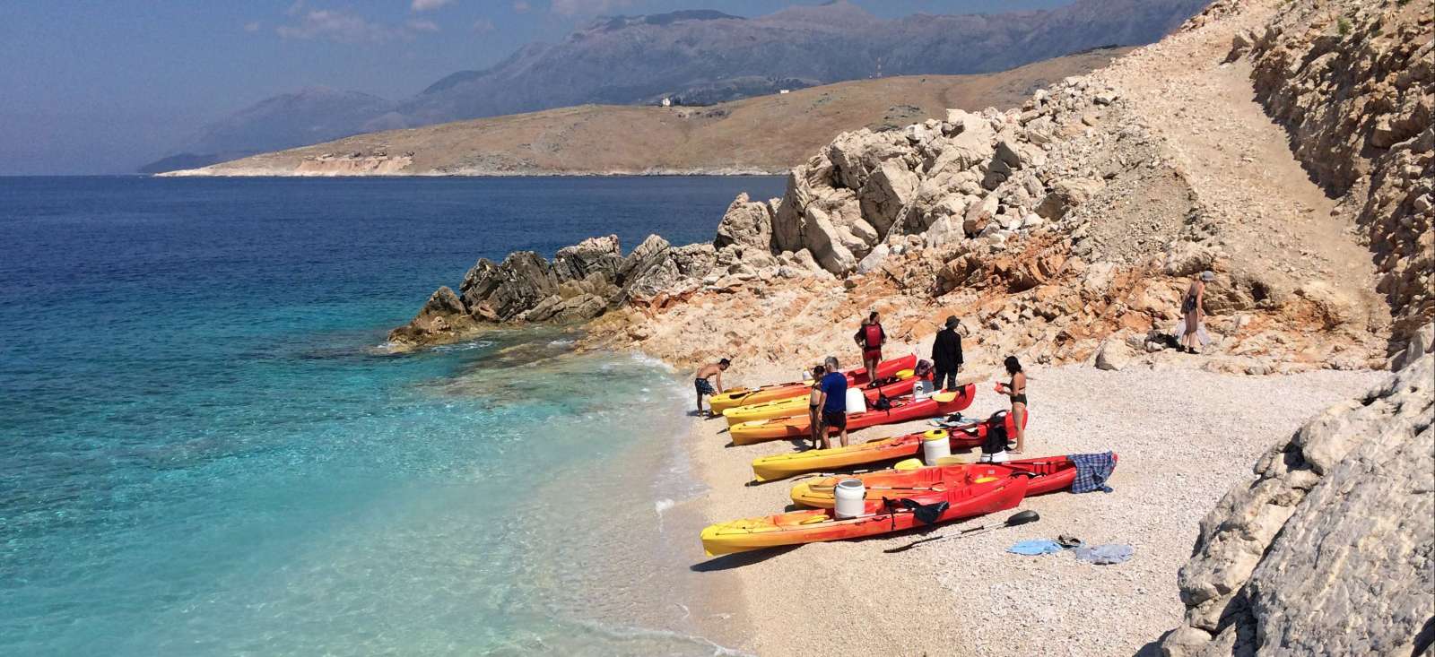 Voyage multi-activités - Et au milieu coule la Riviera ...