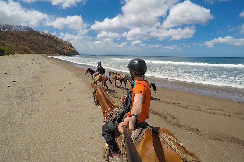 Randonnée à cheval sur le littoral pacifique - Nicaragua