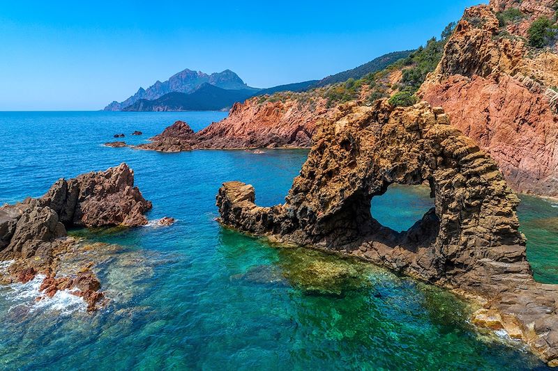 Arche de Purtellu au Golf de Porto - Corse - France