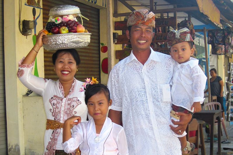 Famille de Candidasa - Bali - Indonésie