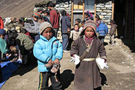 Tour du Manaslu et solidarité avec les enfants de Samdo