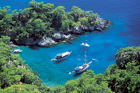 Capitaines en mer turquoise