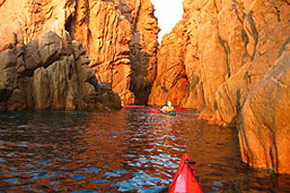 Les Calanques de l'île de Beauté