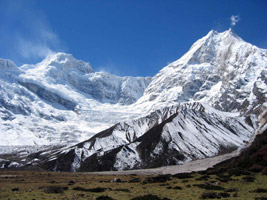 Tour du Manaslu et solidarité avec les enfants de Samdo