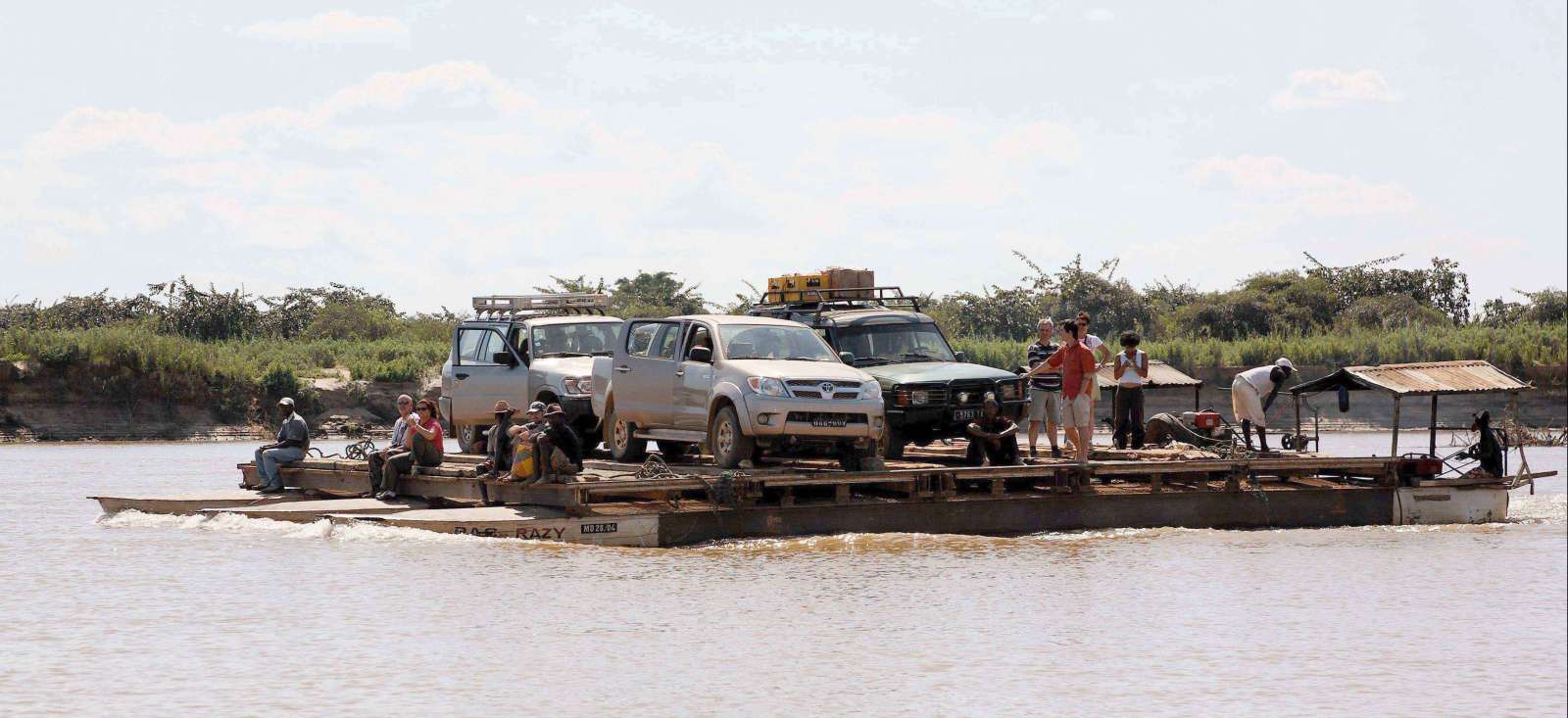 Image Pirogue, 4X4 et Baobabs !