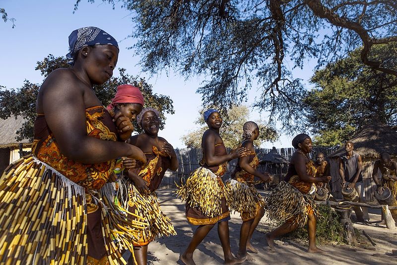 Danse traditionnelle - Village Kwando - Namibie