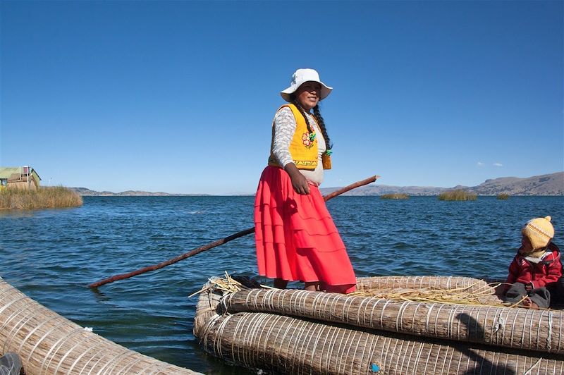 Iles flottantes des Uros - Province de Puno - Pérou