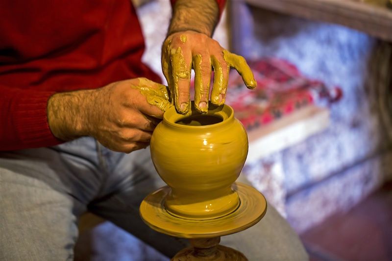 Potier dans son atelier à Avanos - Province de Nevsehir - Turquie