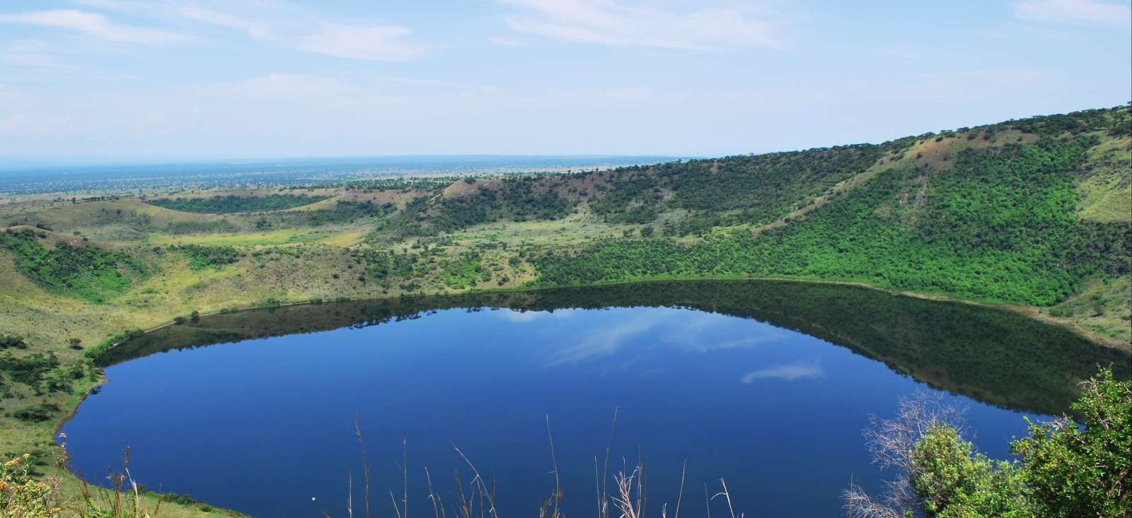 Image Gorilles, lacs et volcans