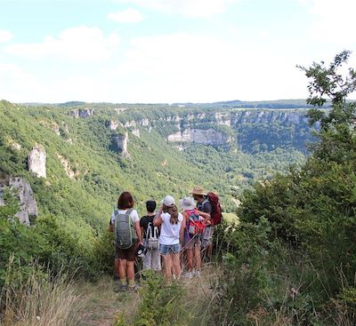 Multi-activités en Aveyron alliant découvertes historiques et activités ludiques, baignades et vie au grand air !