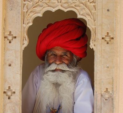 Best of du Rajasthan en petit groupe avec guide francophone incluant Jaisalmer, Jodhpur, Udaïpur, Pushkar, Taj Mahal, Thar 