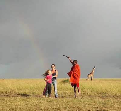 Safari en 4x4 dans les parcs du Masai Mara et du Lac Nakuru, safari à pied et en bateau à Naivasha et rencontres avec les Masai 