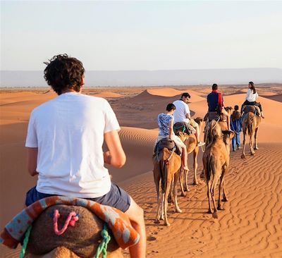 Grande aventure saharienne dans le Sud marocain au rythme d'une caravane chamelière avec nuits à la belle étoile