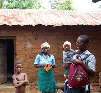Voyage famille au Togo à la rencontre des villageois, baignade dans les cascades et petites randos