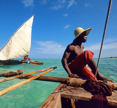 Découverte de Zanzibar entre plages idylliques, cité historique, villages de pêcheurs, plantations d’épices et sorties en bateau