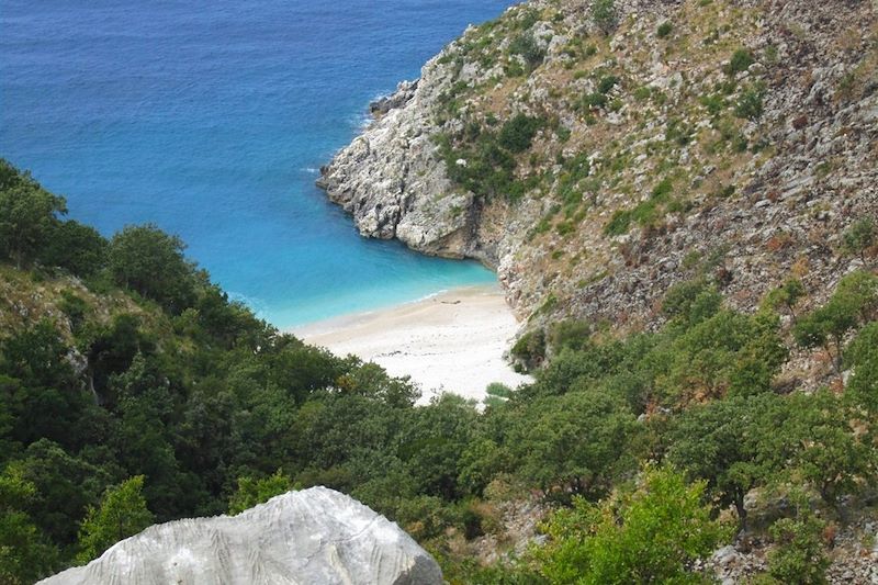 L'Albanie du nord au sud... (A/R en train)