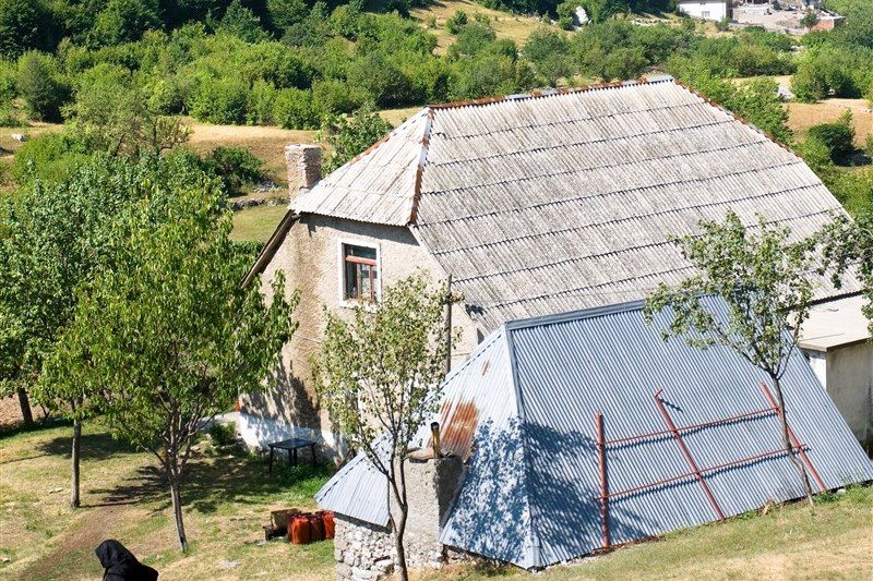 Ferme dans la région de Theth - Albanie