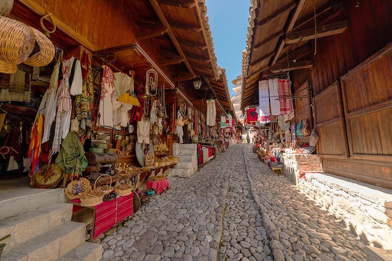 Rue de Kruja - Albanie