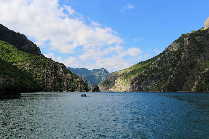Lac Koman - Préfecture de Shkodër - Albanie