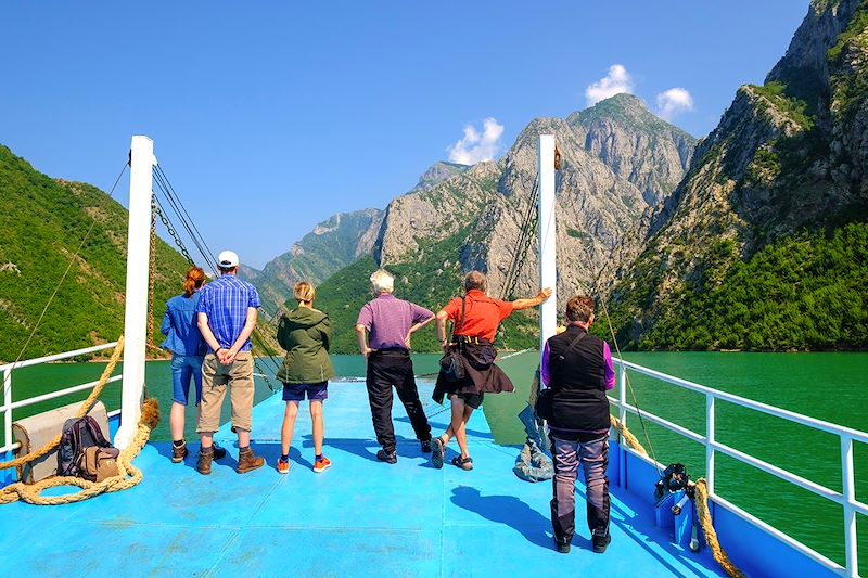 Ferry sur le lac Koman - Préfecture de Shkodër - Albanie
