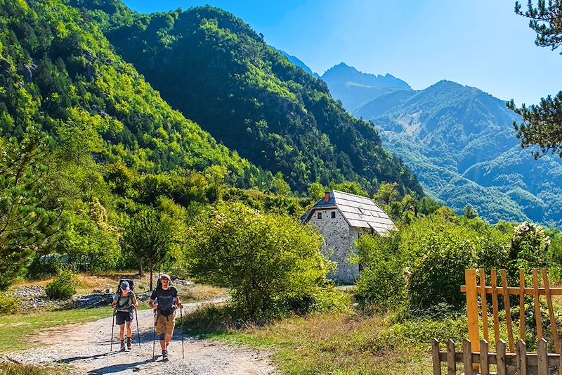 À la découverte des derniers mystères d'Europe.