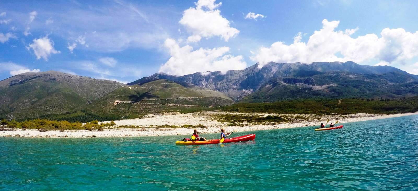 Voyage sur l'eau Albanie : Lacs de Macédoine et rives d\'Albanie en kayak Voyage sur l'eau Albanie : Lacs de Macédoine et rives d\'Albanie en kayak