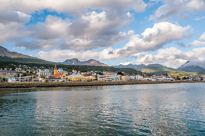 Vue du port d'Ushuaïa depuis le canal Beagle - Argentine