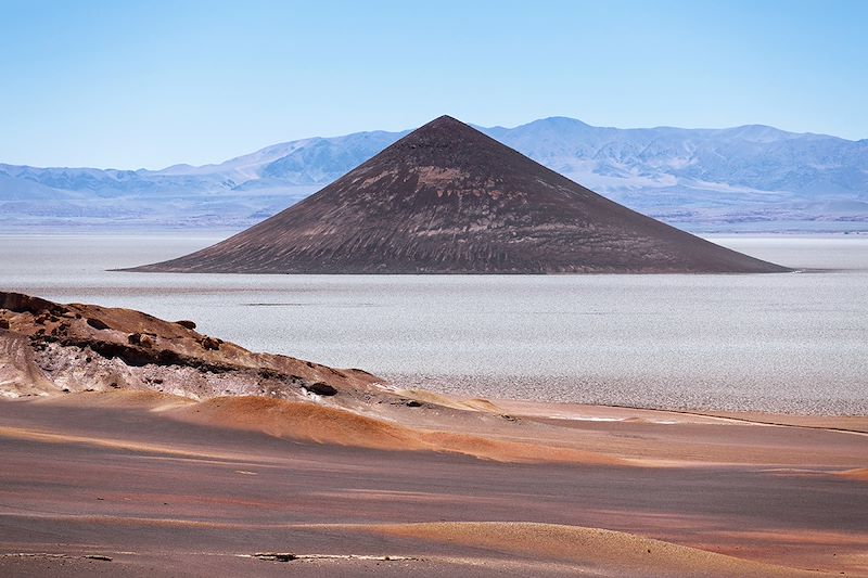 Cono de Arita - Salar de Arizaro - Argentine