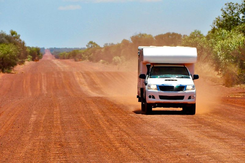 Camping-car dans l'outback australien - Australie