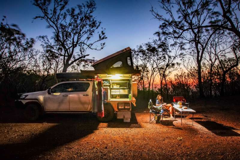 Voyage hors sentiers battus, avec location de 4x4 équipé d'une tente de toit, sur la route mythique d’Australie : l’Explorers Way
