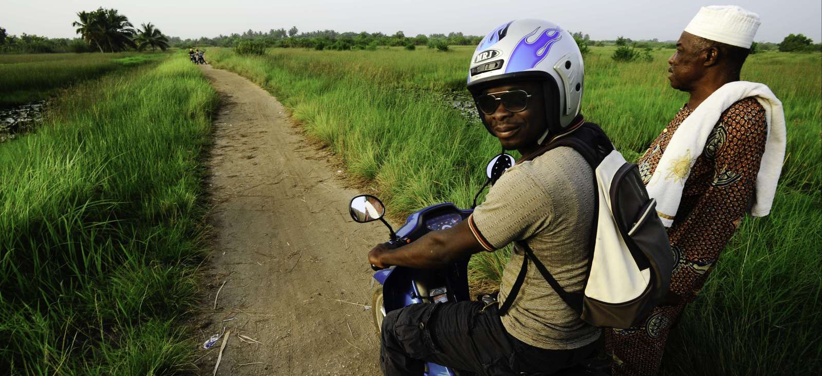 Image Le Bénin en mobylette