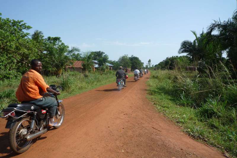Image Zem, le Bénin à deux roues !