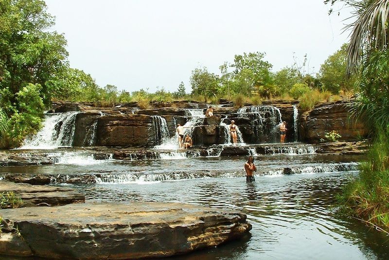 Le pays sénoufo à mobylette