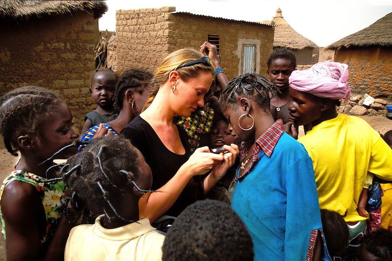 Le pays sénoufo à mobylette