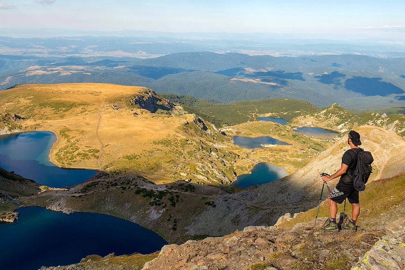 Entre lacs glaciaires, monastère sacré et sommets mythiques, une Bulgarie sauvage s’offre à nous