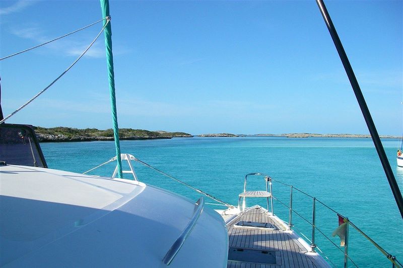 D’île en île en catamaran dans les Bahamas, entre découverte et Snorkeling