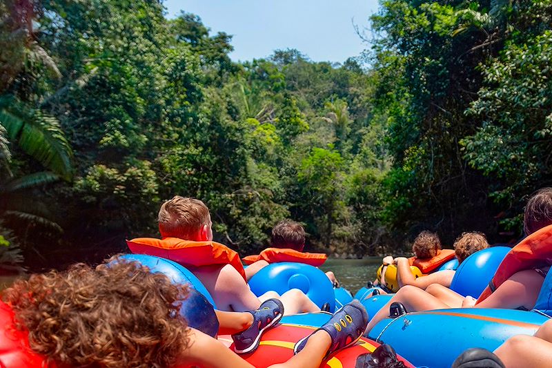 River tubing au Belize