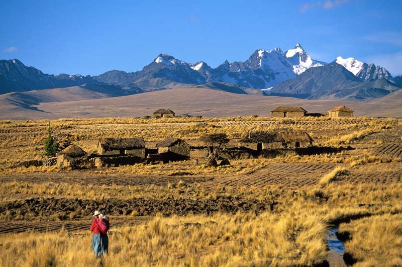 LE Trek : une traversée des Andes, 100% à pied, depuis le lac Titicaca jusqu'à la jungle d'Amazonie... Une exclu Nomade Aventure !