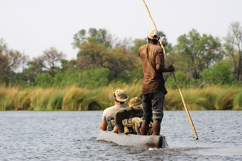 Mokoro sur le delta de l'Okavango - Botswana