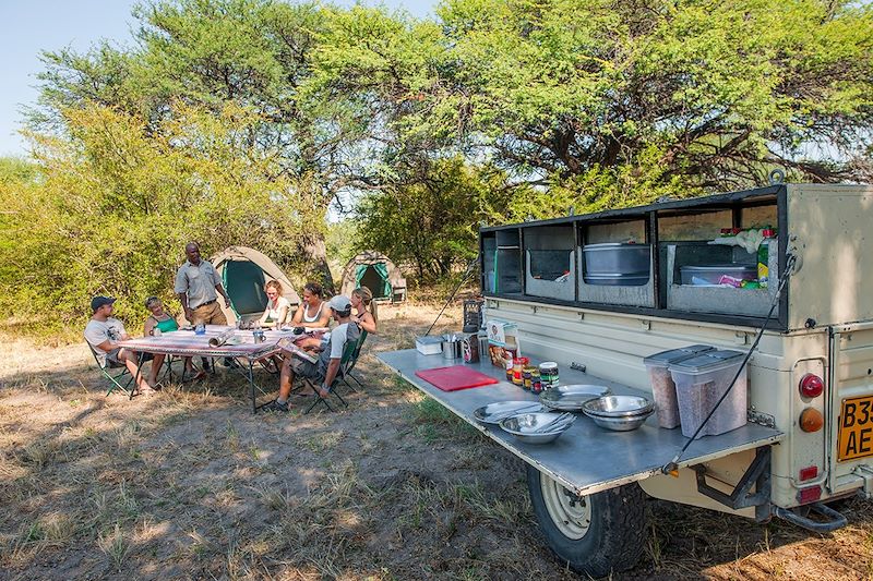 Repas au campement - Botswana