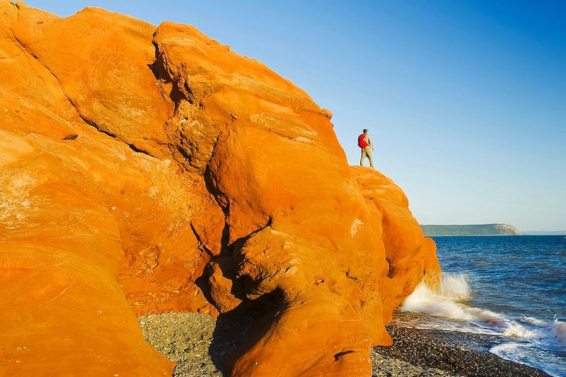 Randonneur au Parc provincial Cape Chignecto - Canada