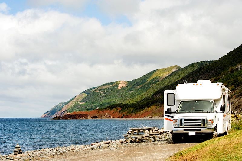 Camping-car sur l'Île de Cap-Breton - Nouvelle-Écosse - Canada