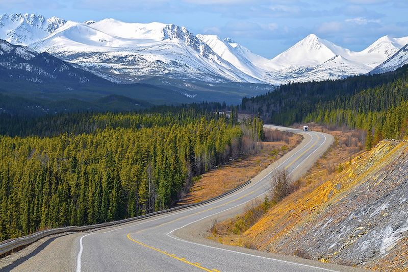 Sur la route dans le Yukon - Canada