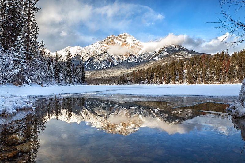 Pyramid Lake dans le parc national de Jasper - Alberta - Canada