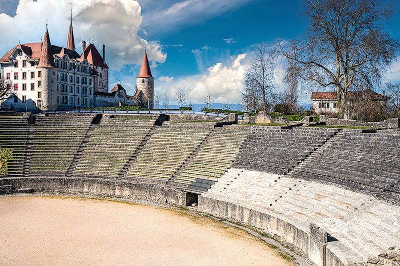 Amphithéâtre romain et château d'Avenches - Canton de Vaud - Suisse