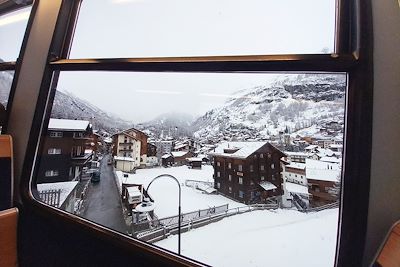 Féerie hivernale suisse en train panoramique 4