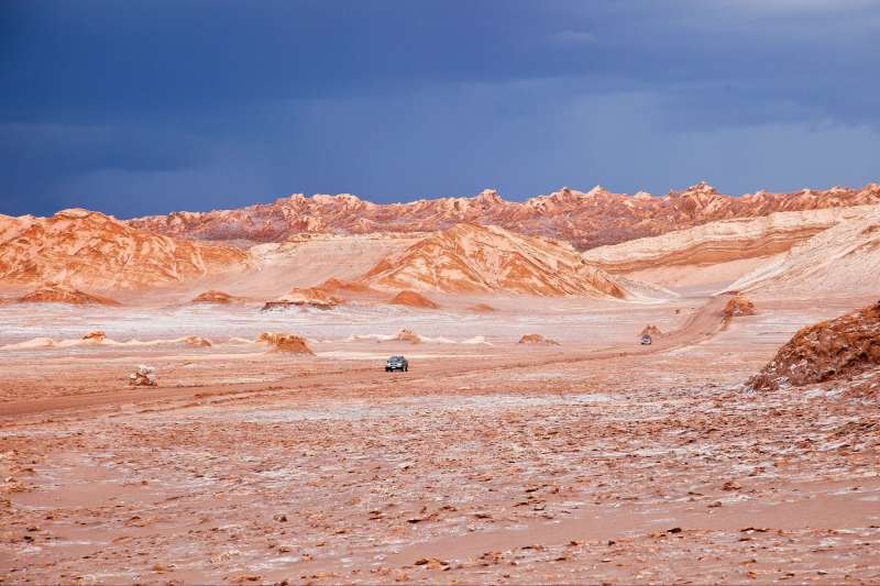 Autotour pour découvrir les plus beaux contrastes du Chili : désert d'Atacama, lagunes, glaciers et vignobles ! 