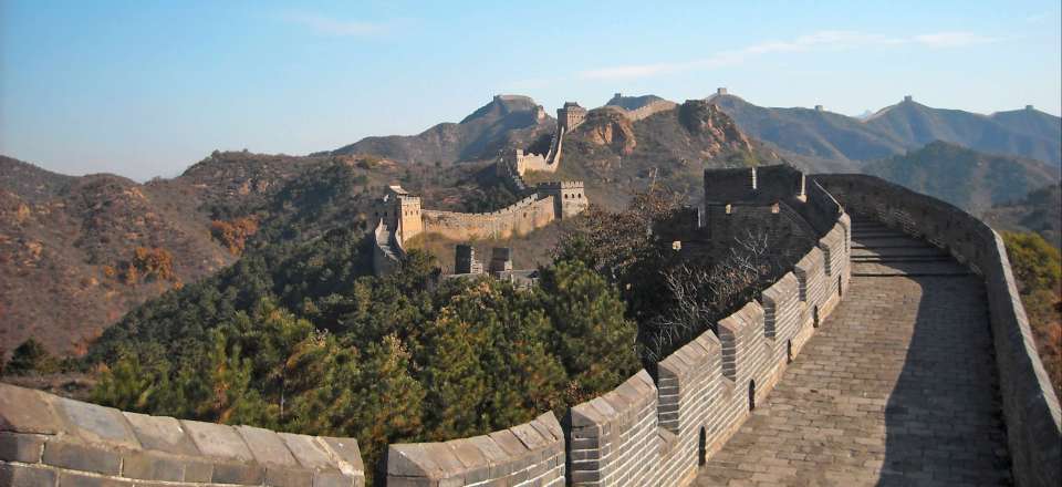 Trek sur les parties les plus sauvages et les mieux préservées de la Grande Muraille de Chine à travers des villages authentiques
