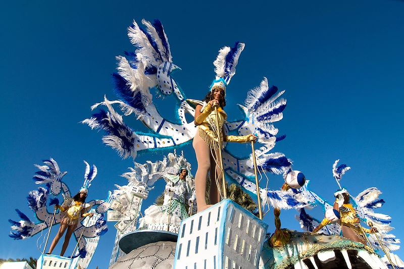 Au coeur du Carnaval de Mindelo en famille 