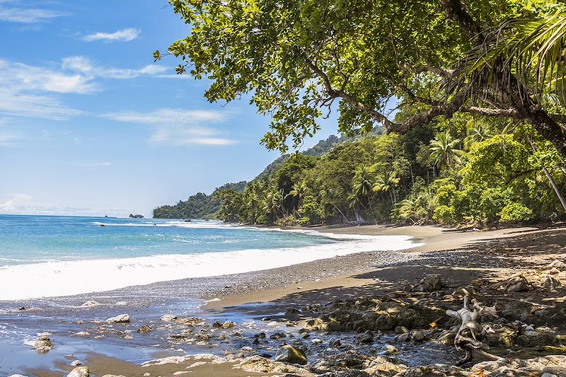 Plage sauvage dans la péninsule du Corcovado - Costa Rica